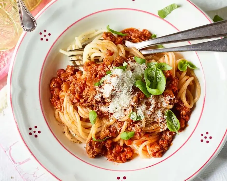 Prosty przepis na spaghetti bolognese w Thermomixie, który zachwyci