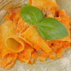 Spaghetti alla vodka - prosty przepis na wyjątkowy smak w domu