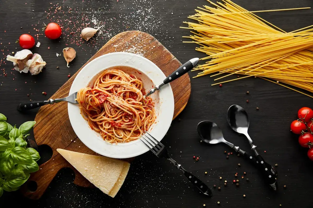 Zdjęcie Ile kalorii ma spaghetti? Zaskakujące fakty o kaloryczności!